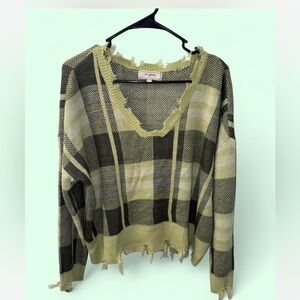 Distressed Plaid Cropped Sweater in Green and Black